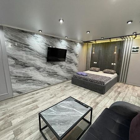 Люкс Академика Сатпаева 19 Apartment Pavlodar Exterior photo